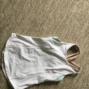 Ivivva Lululemon girls white racer back tank top size 10